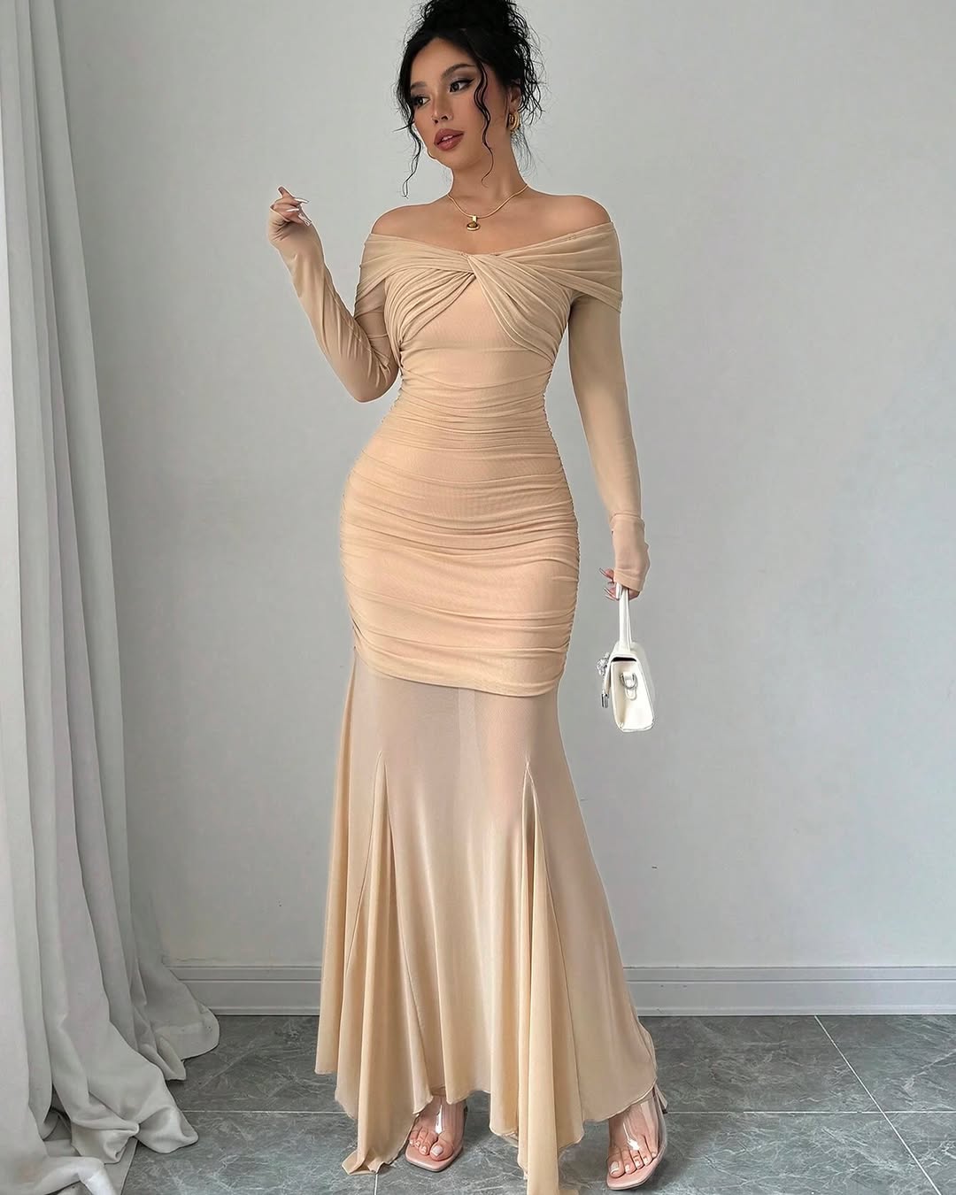 Glamorous Off-The-Shoulder Long Sleeves Mermaid Prom Dress