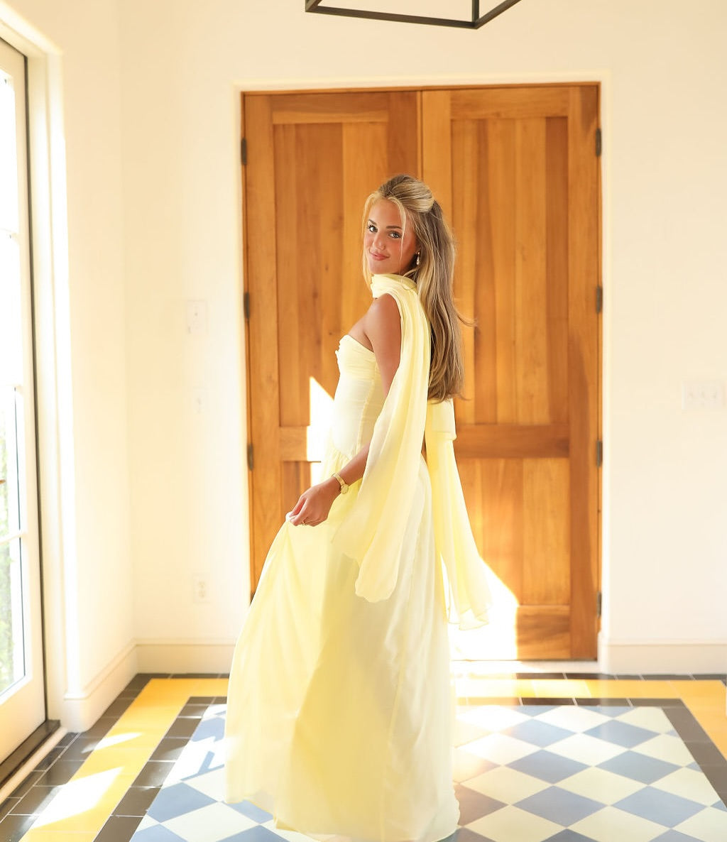 Chic Sweetheart Strapless Sleeveless Long Prom Dress With Pleated