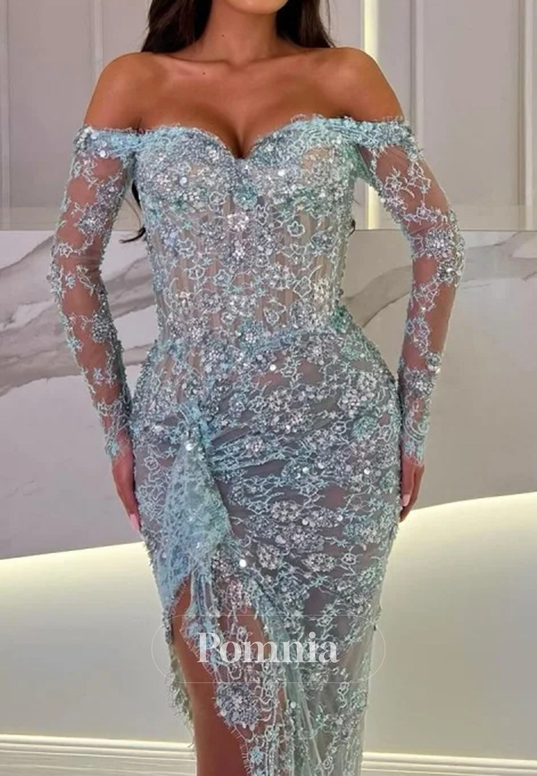 Elegant Sweetheart Lace Split Strapless Prom Dress With Long Sleeves