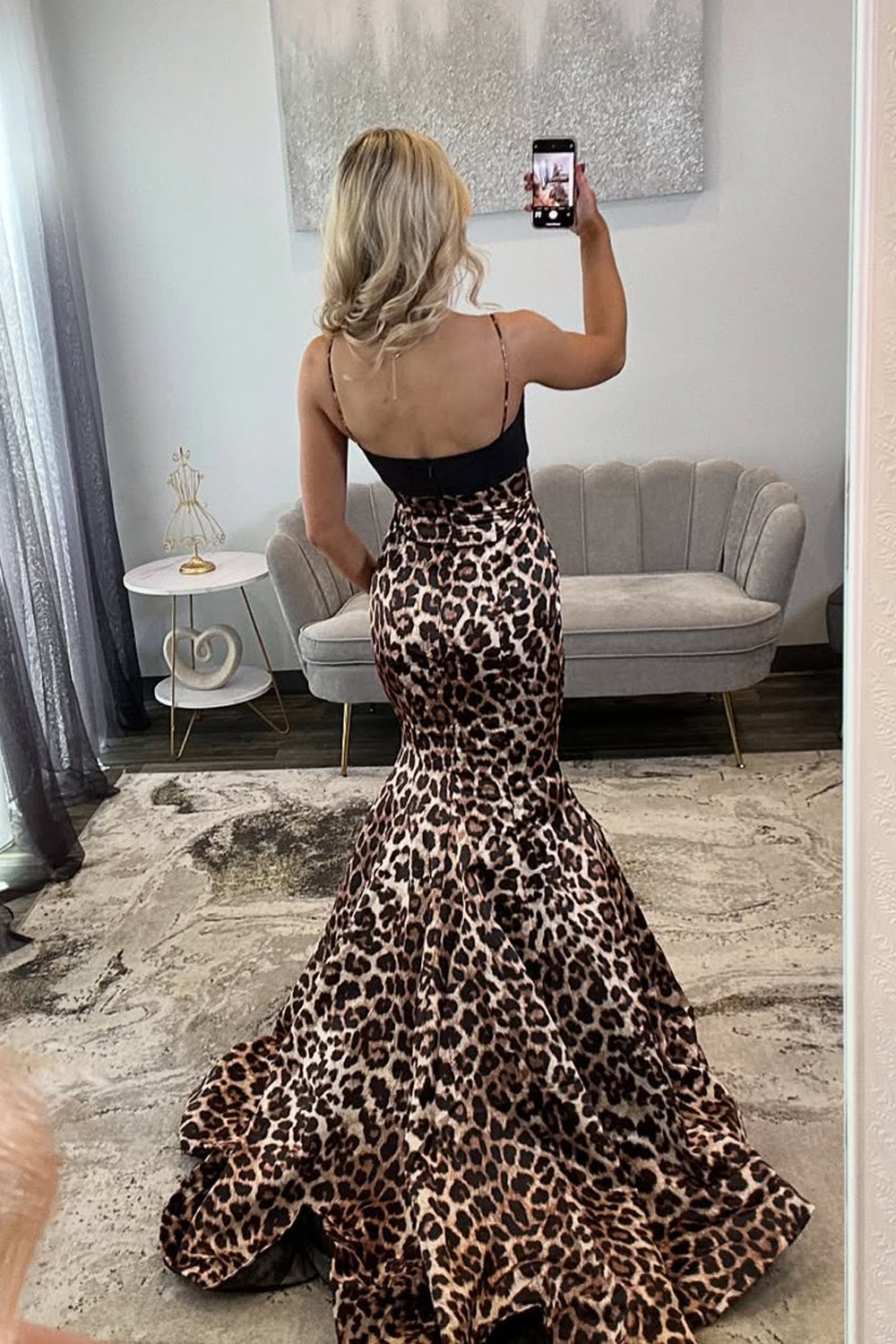 Fashion Mermaid V Neck Leopard Print Prom Dress with Bow