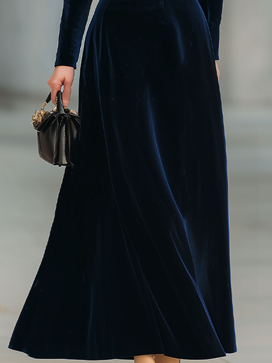 Elegant Navy Velvet Long Sleeve Dress