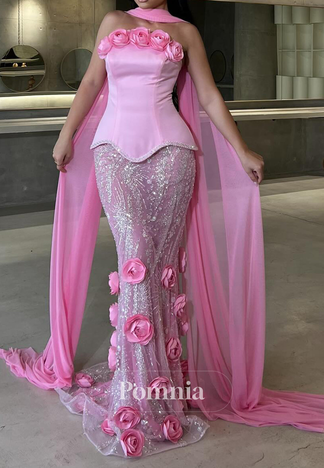 Blushing Pink Sleeveless Strapless Floral Appliques Sheath Prom Dress