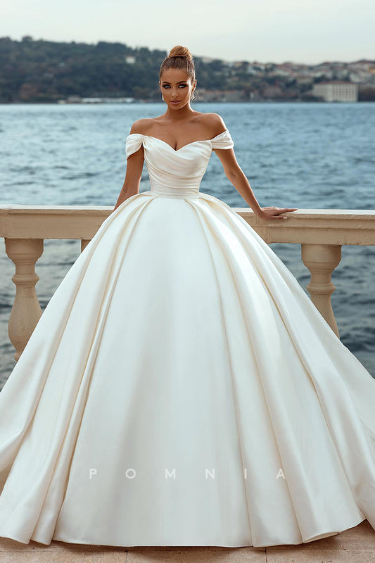 P3017 - Elegant Strapless V-Neck Satin Pleats Beach Wedding Dress