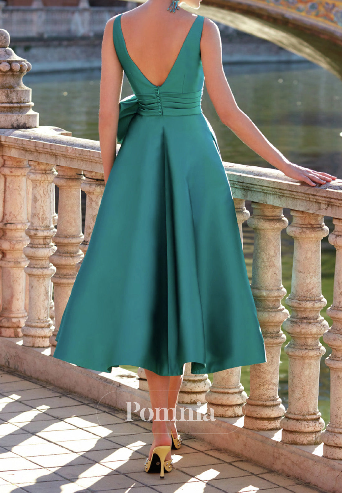 P9177 - A-Line Straples V-Neck Empire-Waist Sleeveless Cocktail Dress Wedding Guest Dress