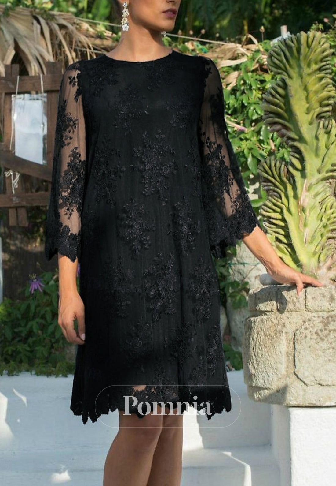 Sheath Neck Short Lace with Appliques Mother of the Bride Dress