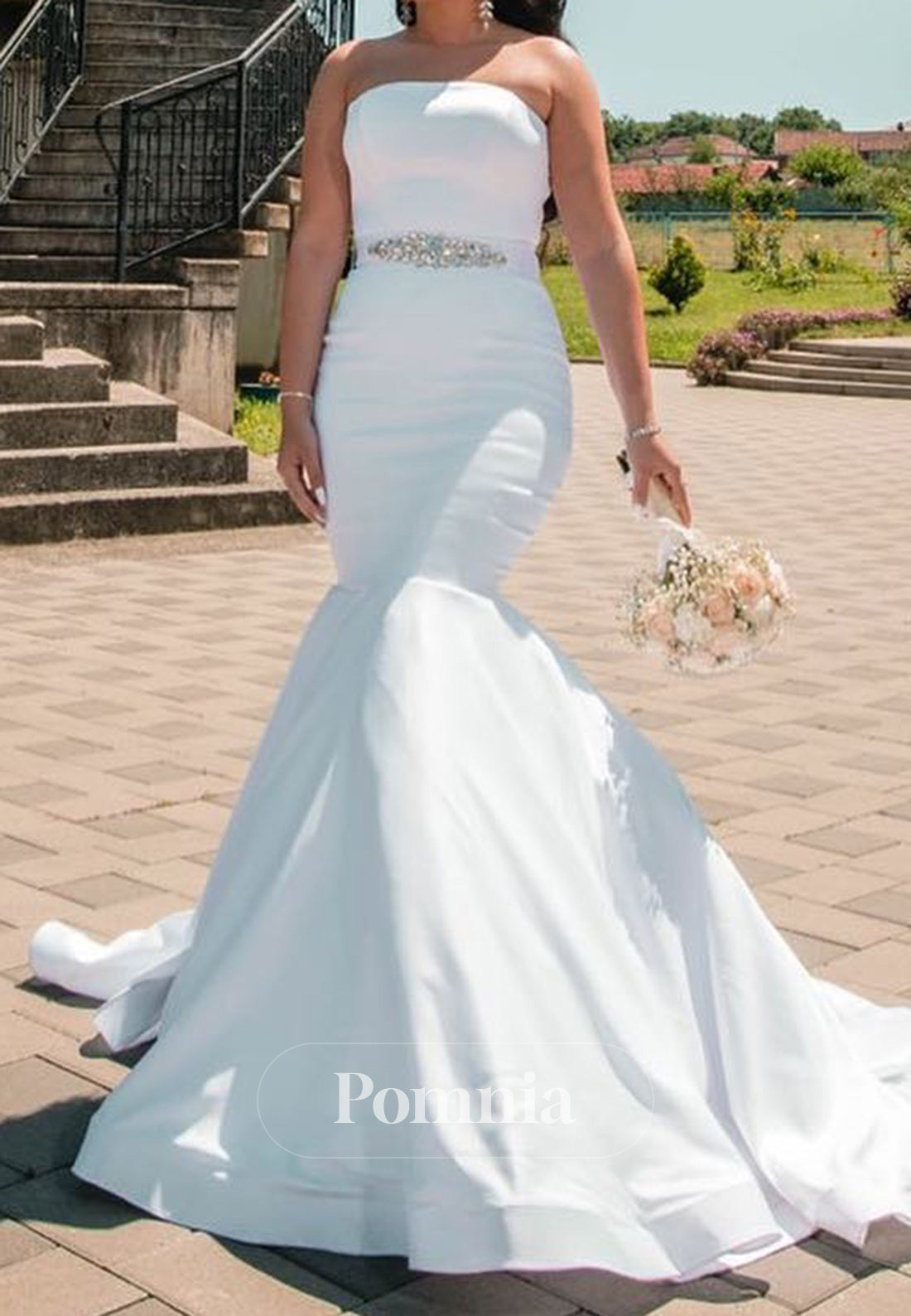 Simple Sleeveless Strapless Beads Mermaid Wedding Dress
