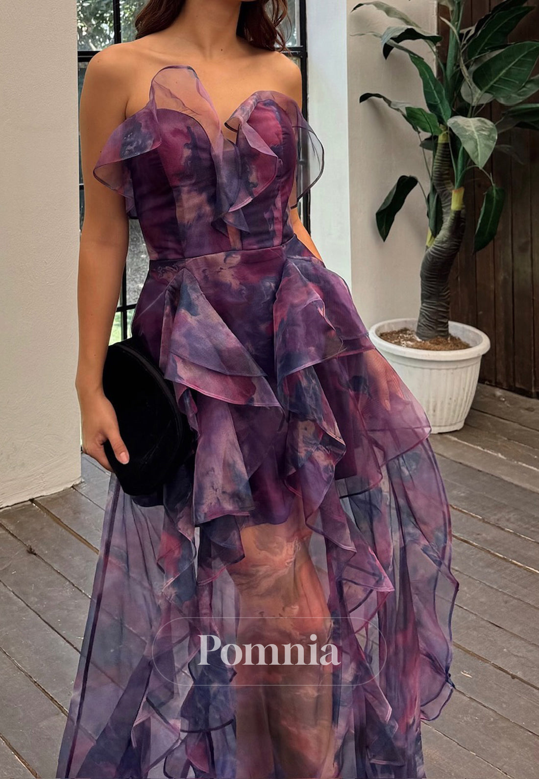 Charming Strapless Sleeveless Ruched Short Homecoming Dress