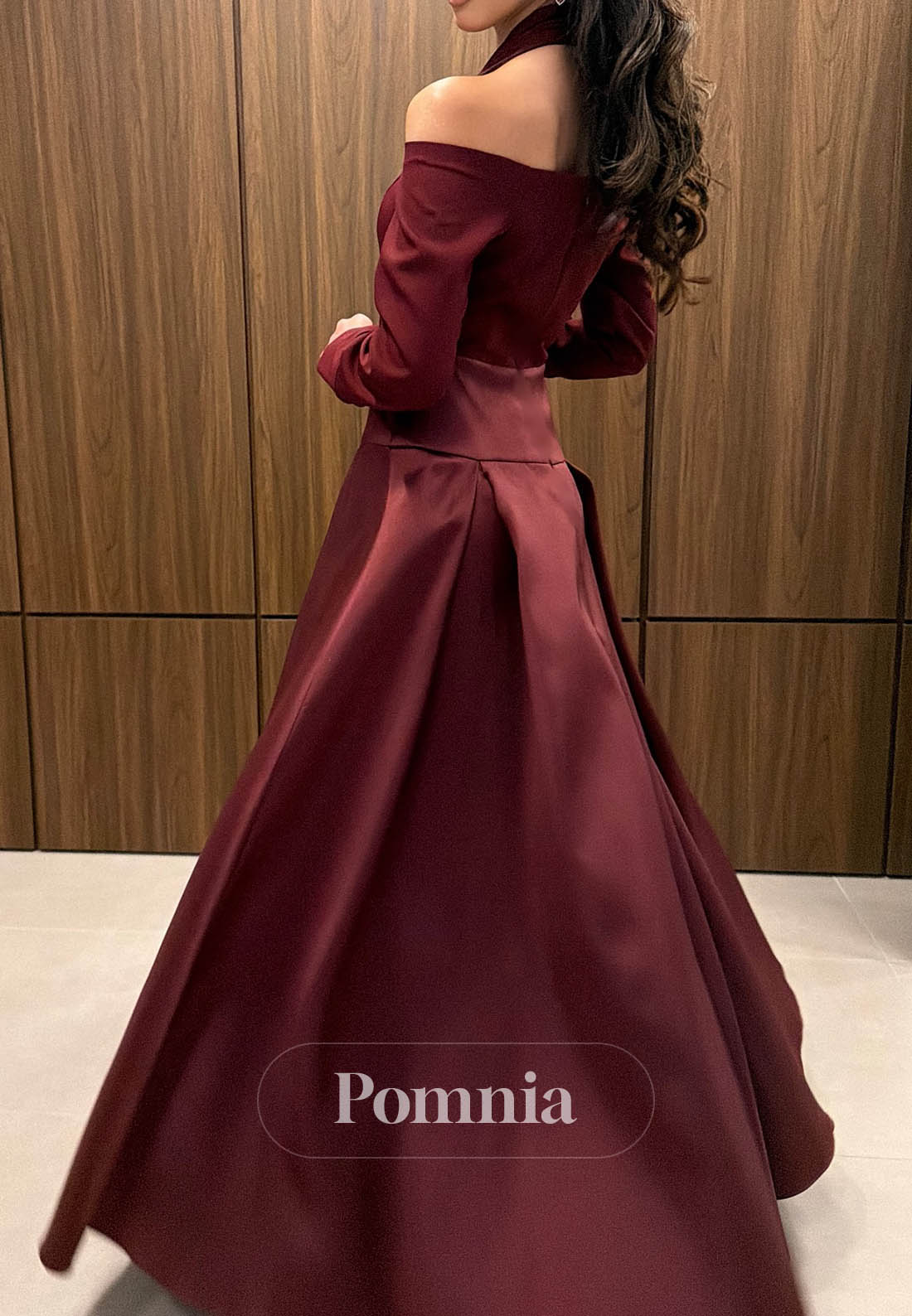 Simple Long Sleeves Halter Empire-Waist Prom Dress