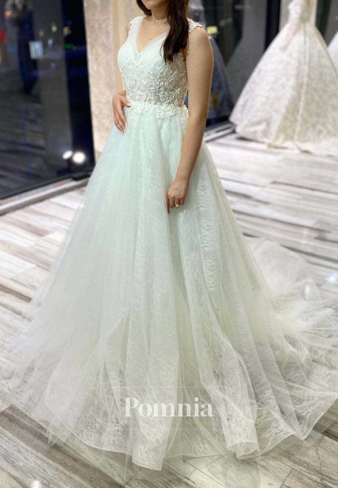 Spaghetti Straps V-Neck Corset Tulle Lace Wedding Dress