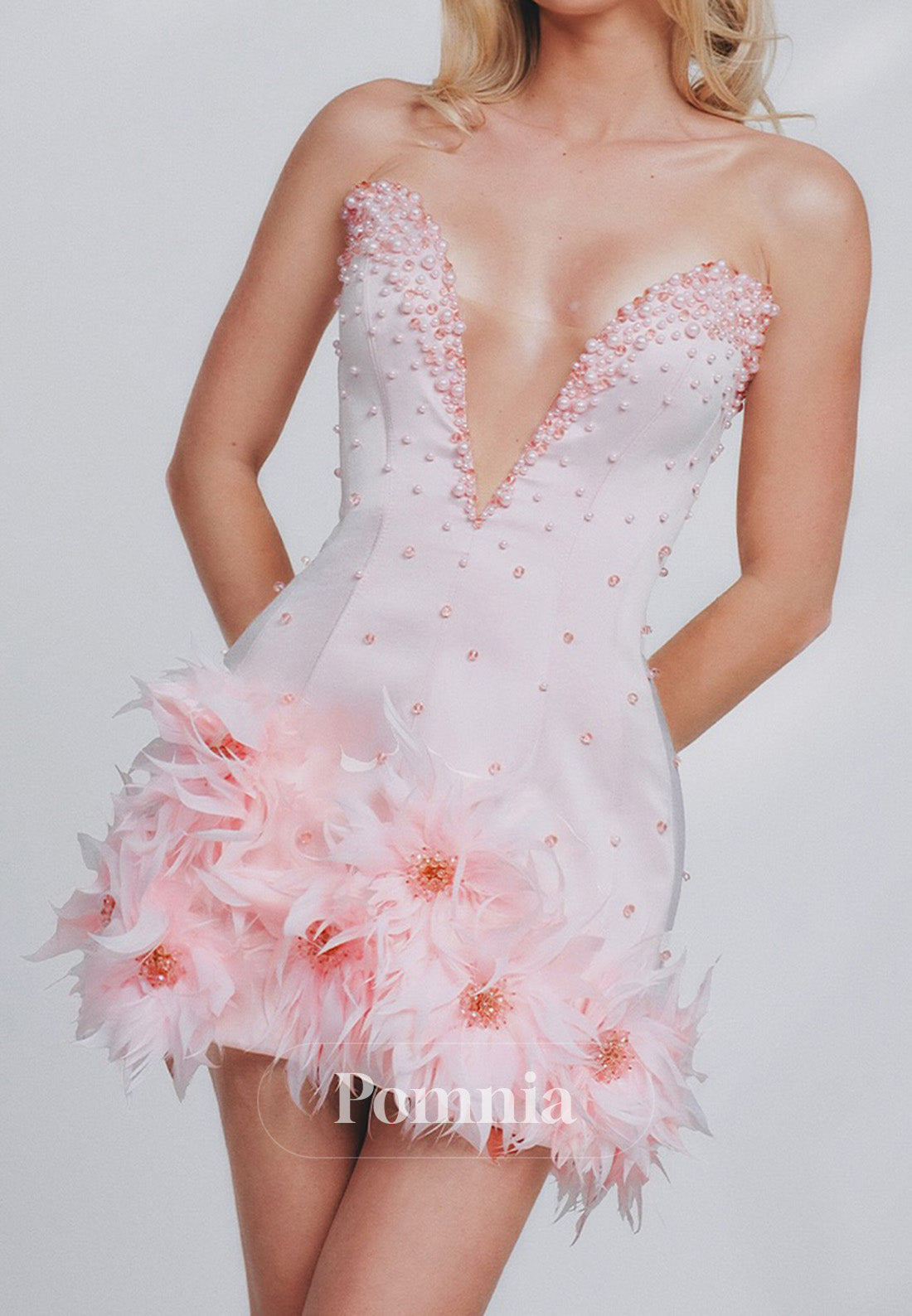 Blushing Pink Sleeveless V-Neck Sequins Homecoming Dress