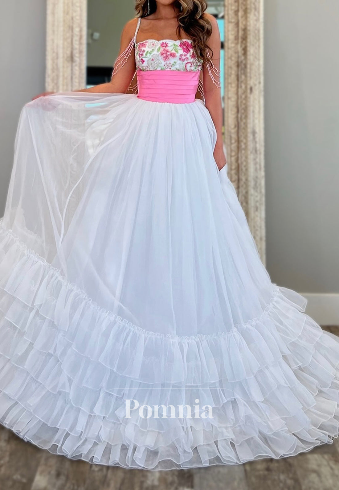 A-Line Spaghetti Straps Square Appliques Prom Dress