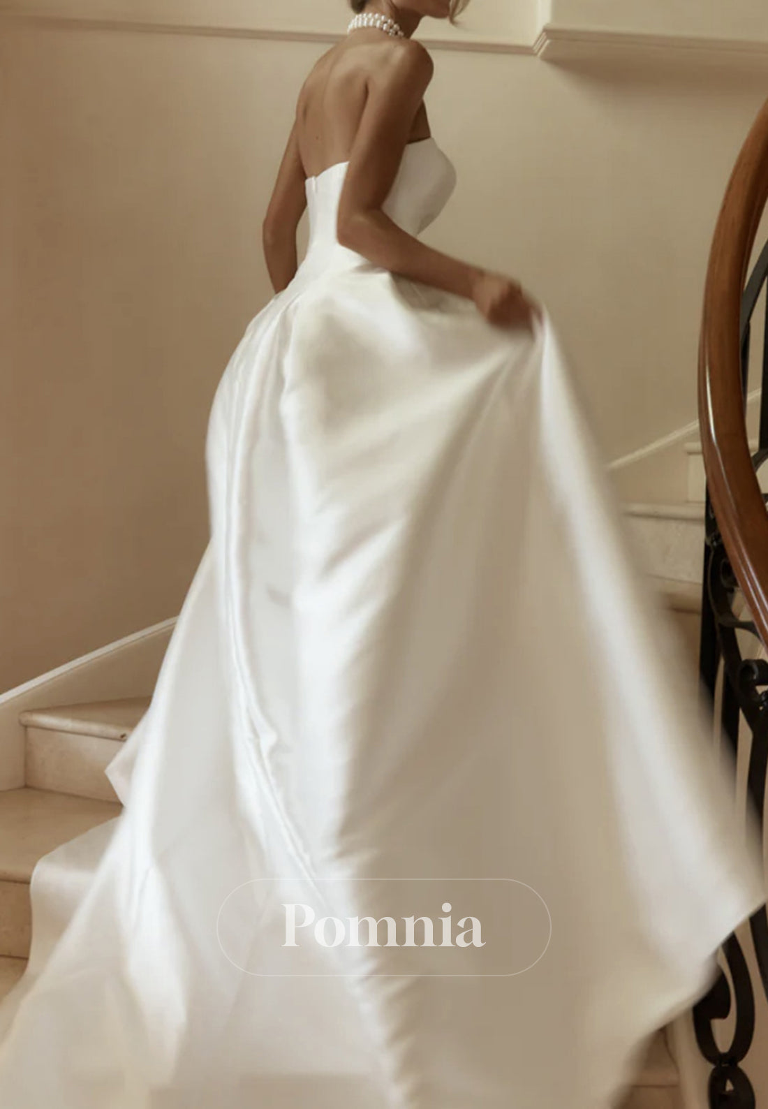 Simple Sleeveless Strapless Empire-Waist Ruched Wedding Dress