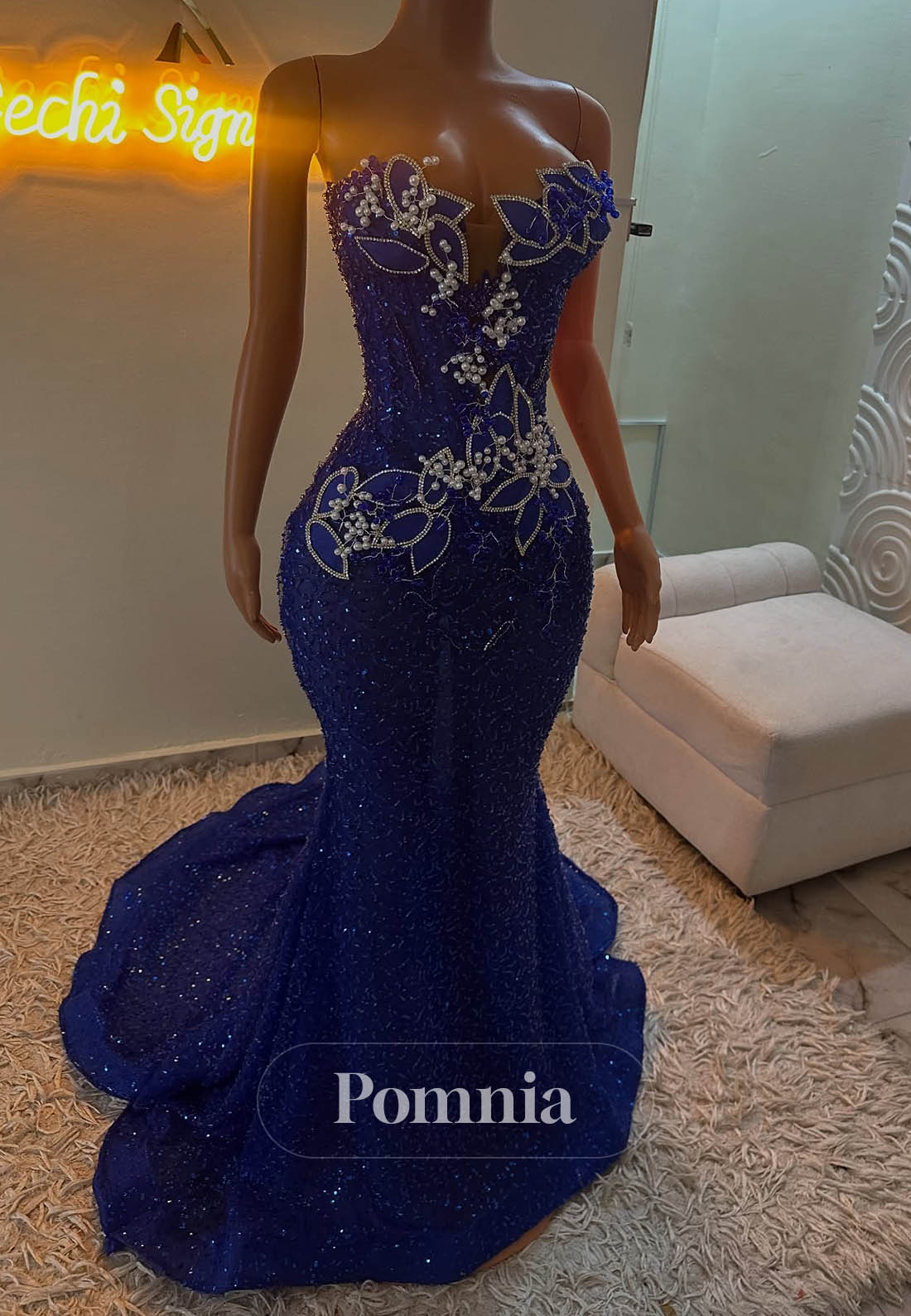 Royal Blue Sleeveless Strapless Floral Appliques Sequins Prom Dress