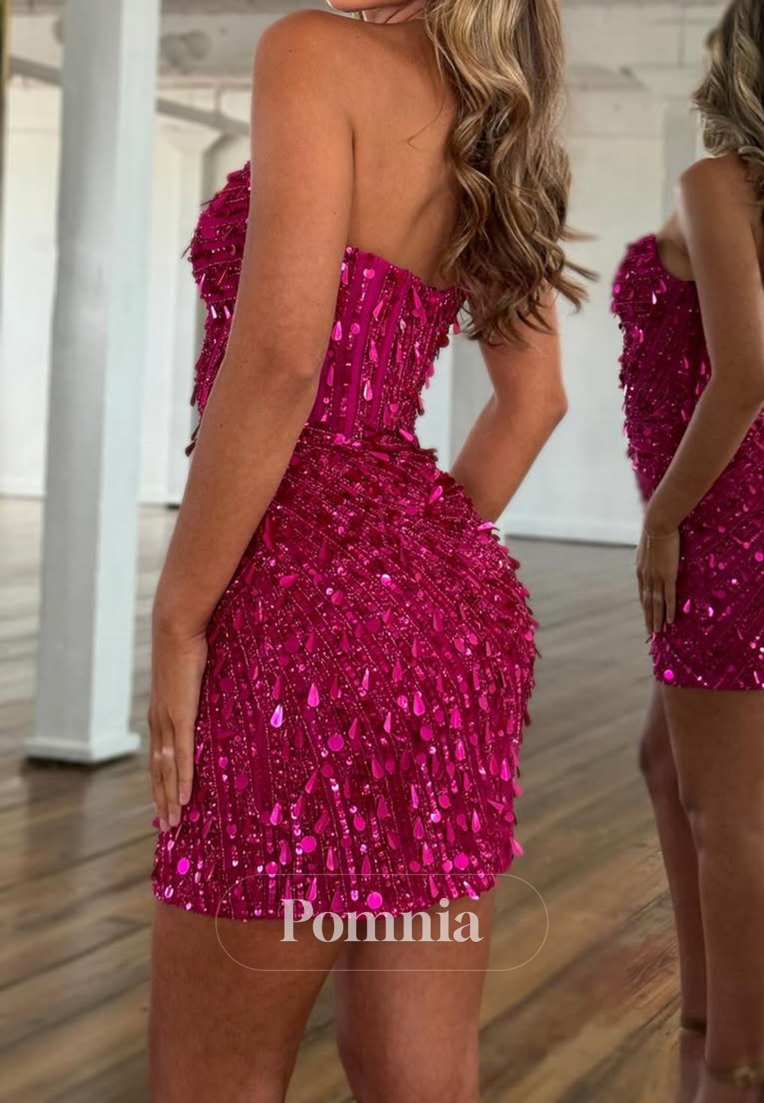 Sparkly Strapless Sleeveless Sequins Mini Homecoming Dress