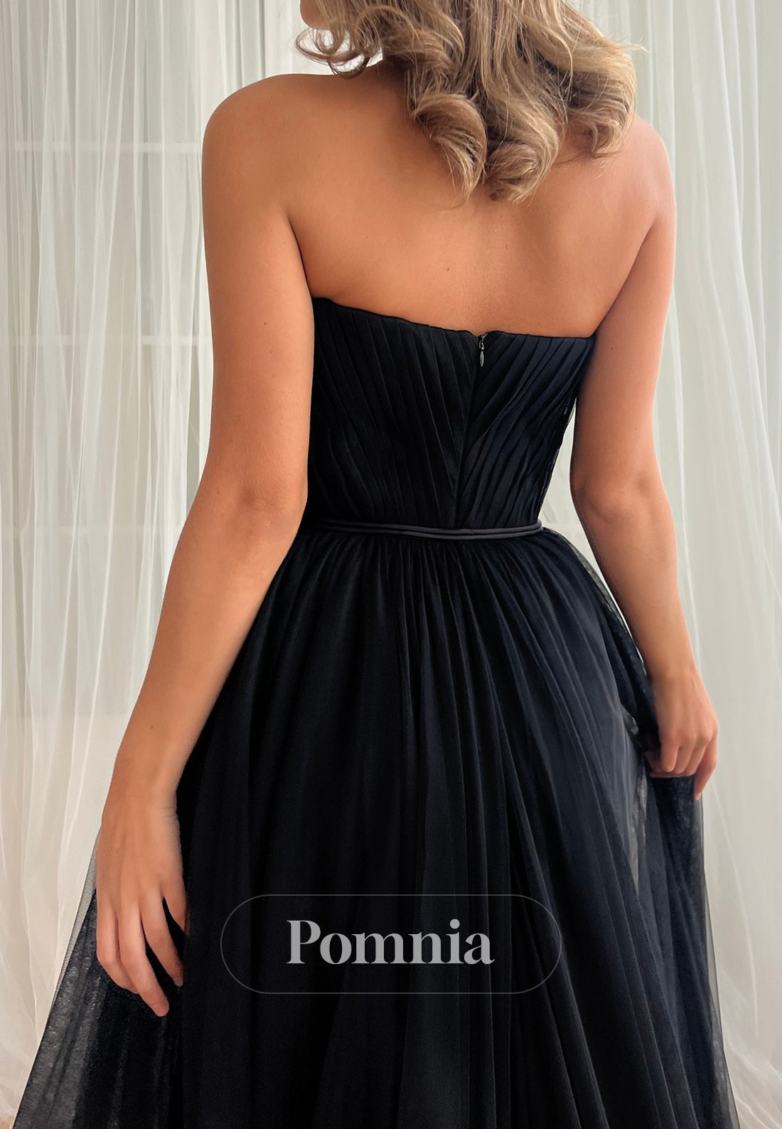 Black A-Line Strapless Sleeveless Prom Dress with Train