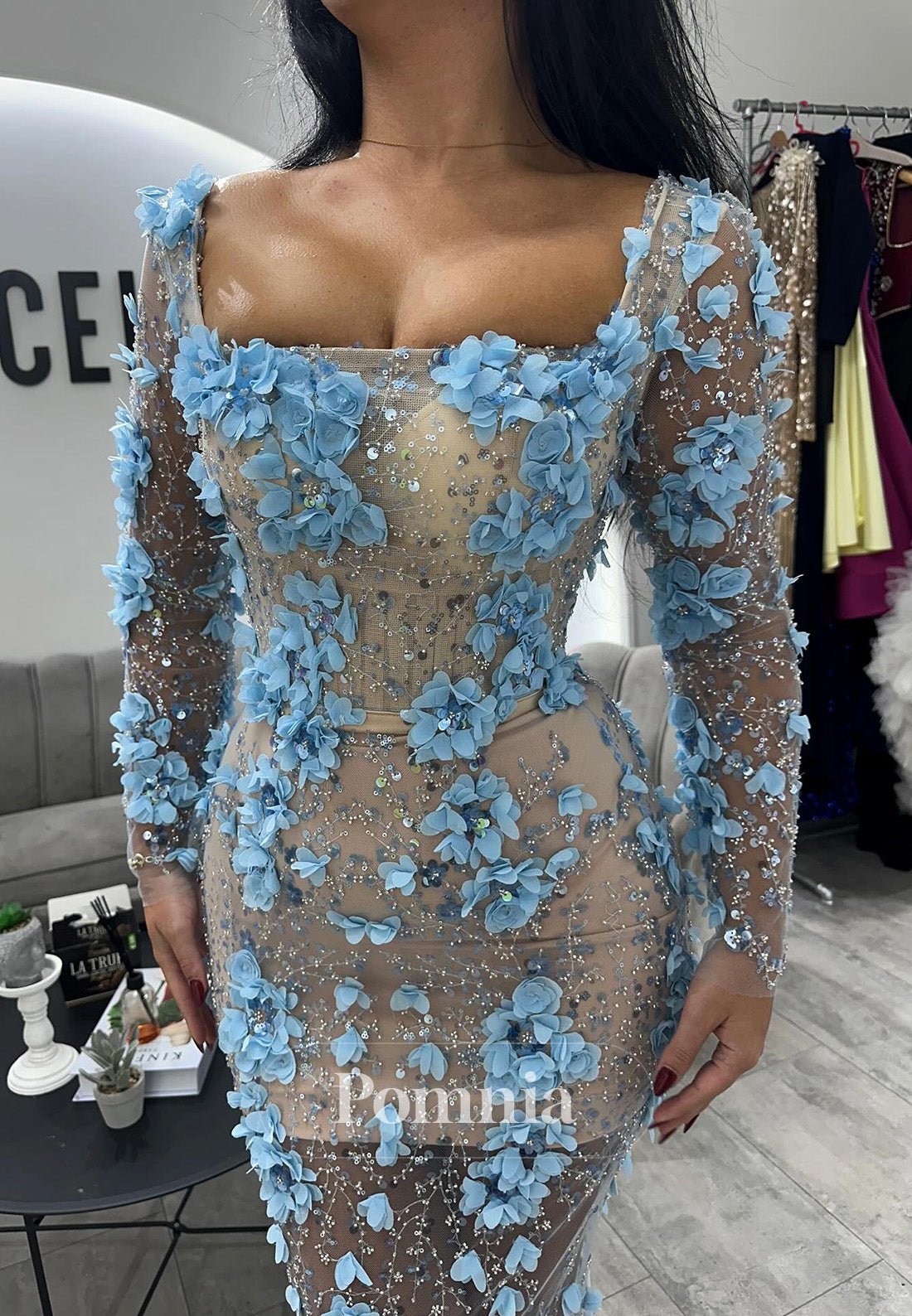 Charming Long Sleeves Sweetheart Floral Appliques Prom Dress