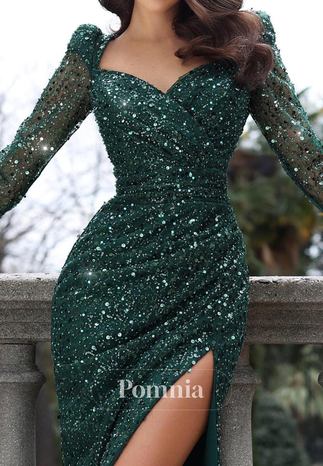 Dark Green Long Sleeves Sweetheart Sequins Evening Dress