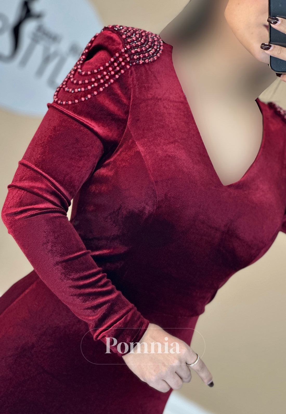 Mermaid Long Sleeves V-Neck Velvet Pleats Evening Dress