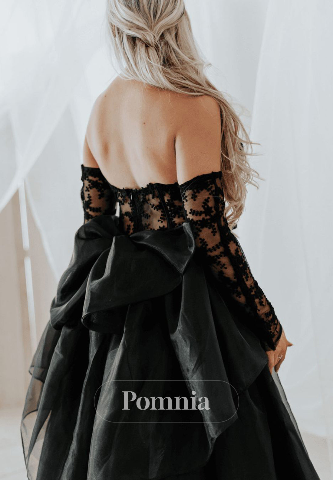 Black A-Line Sleeveless Strapless Corset Tulle Bowknot Wedding Dress