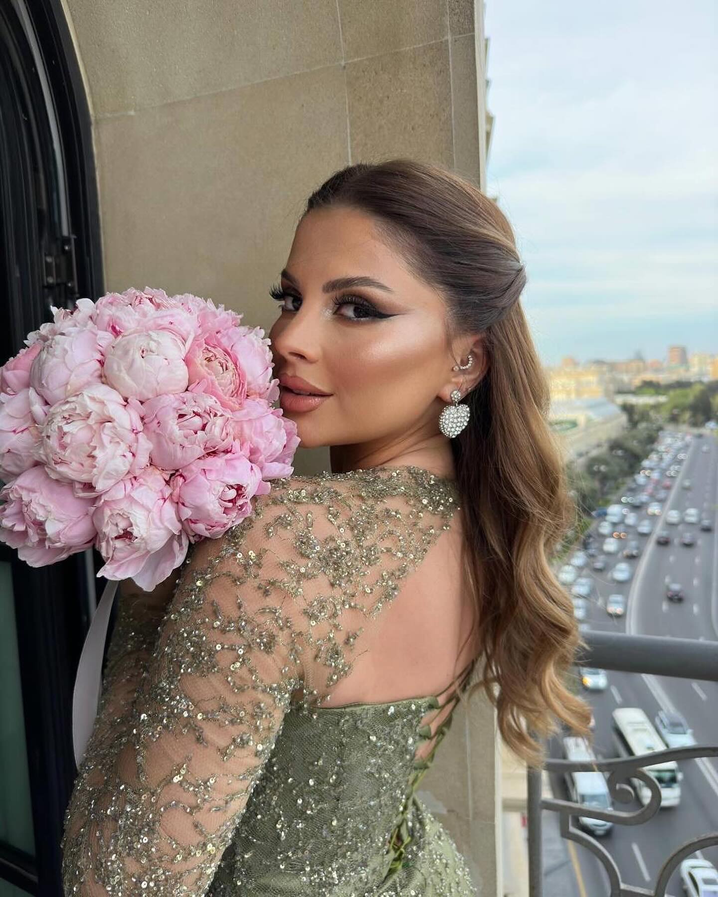 Long Sleeves Sheath Beads Lace Prom Dress