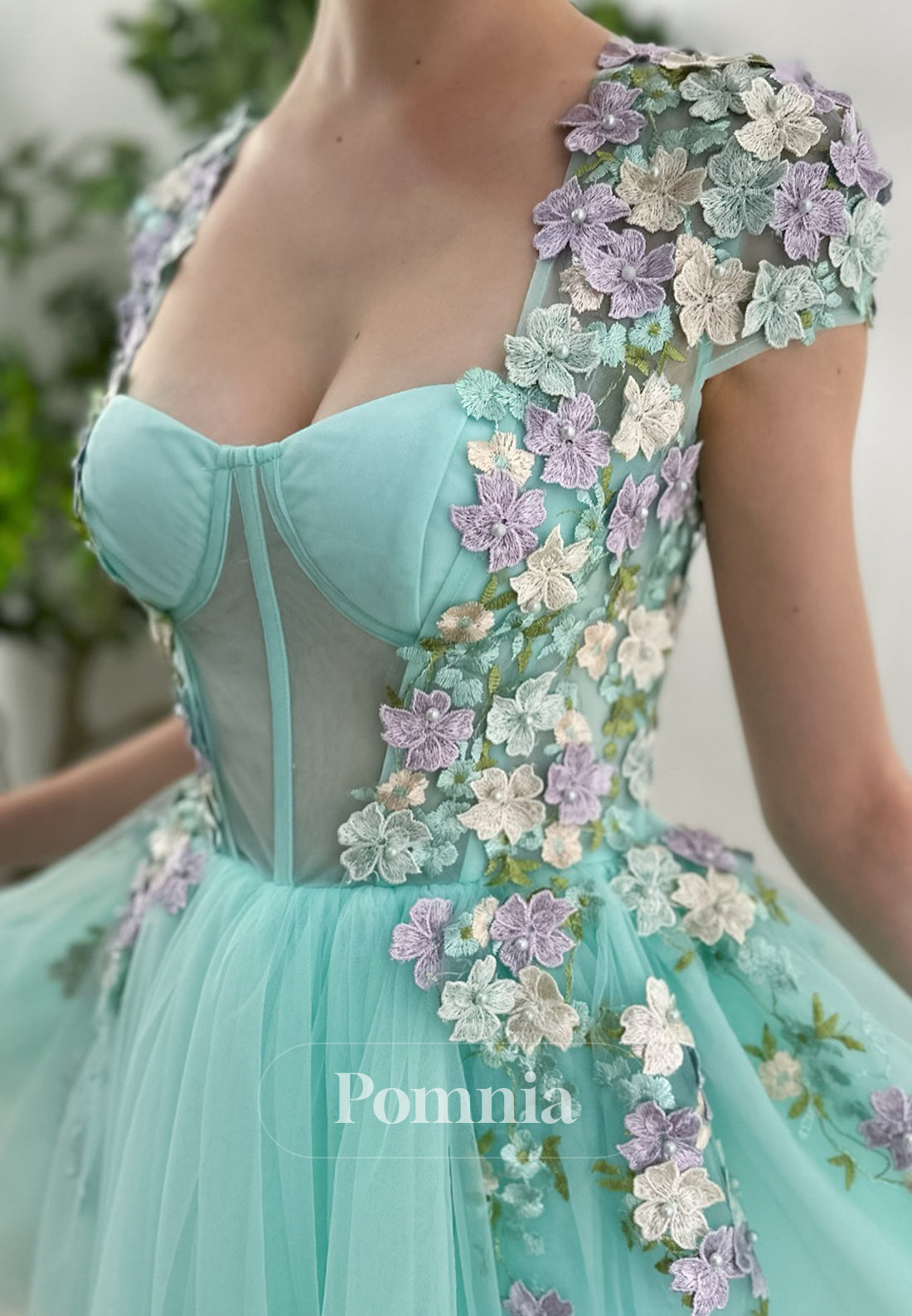 Mint Green Short Sleeves Sweetheart Appliques Corset Homecoming Dress