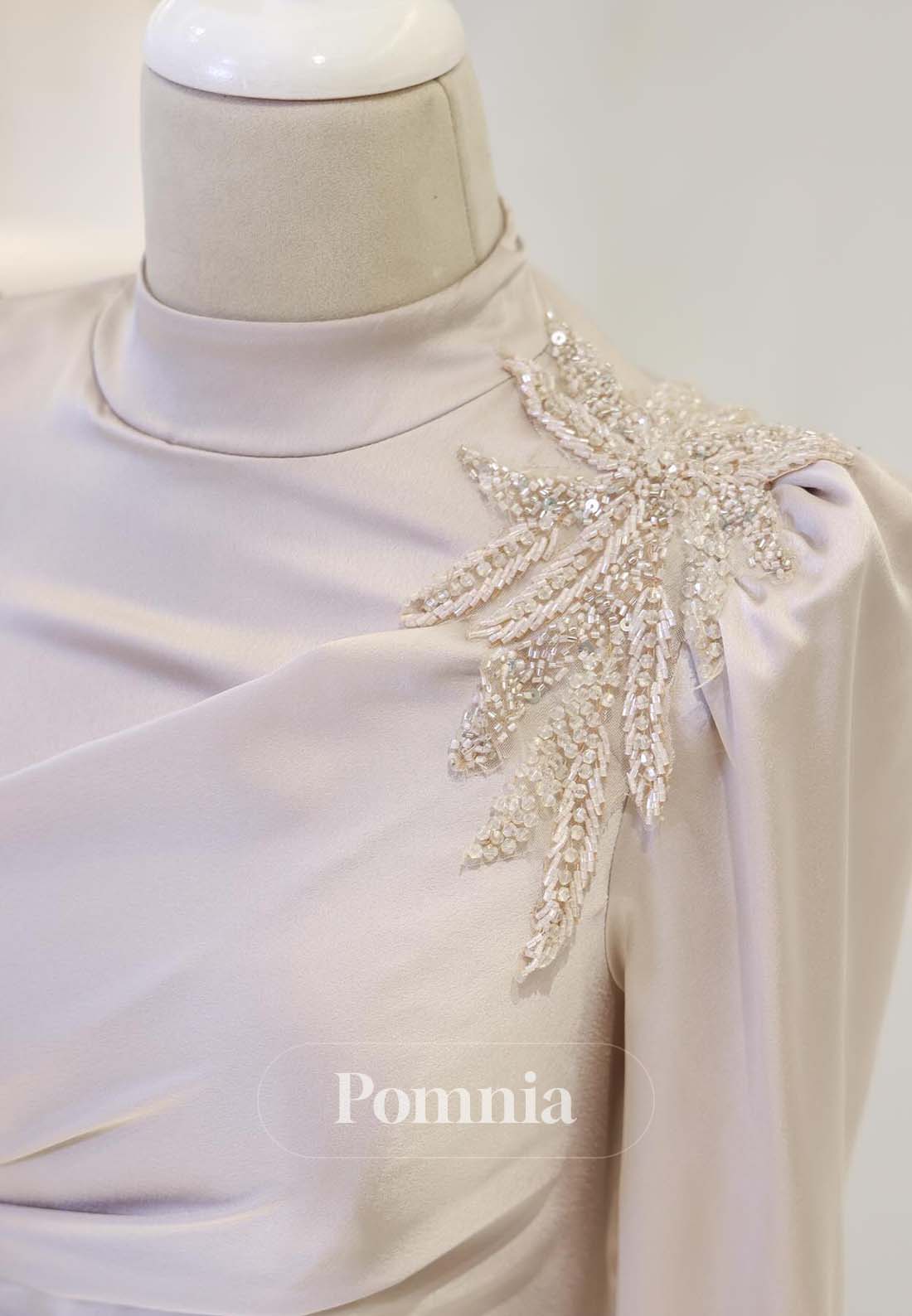 Simple Long Sleeves High Neck Ruched Empire-Waist Formal Evening Dress