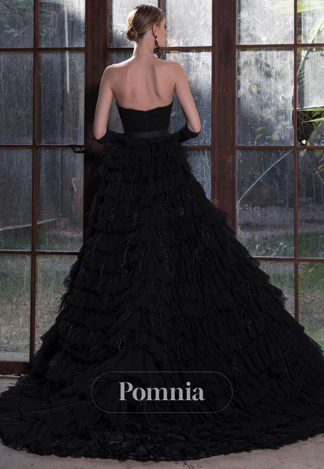 Black Sweetheart A-Line Ruffles Slit Feathers Evening Dress