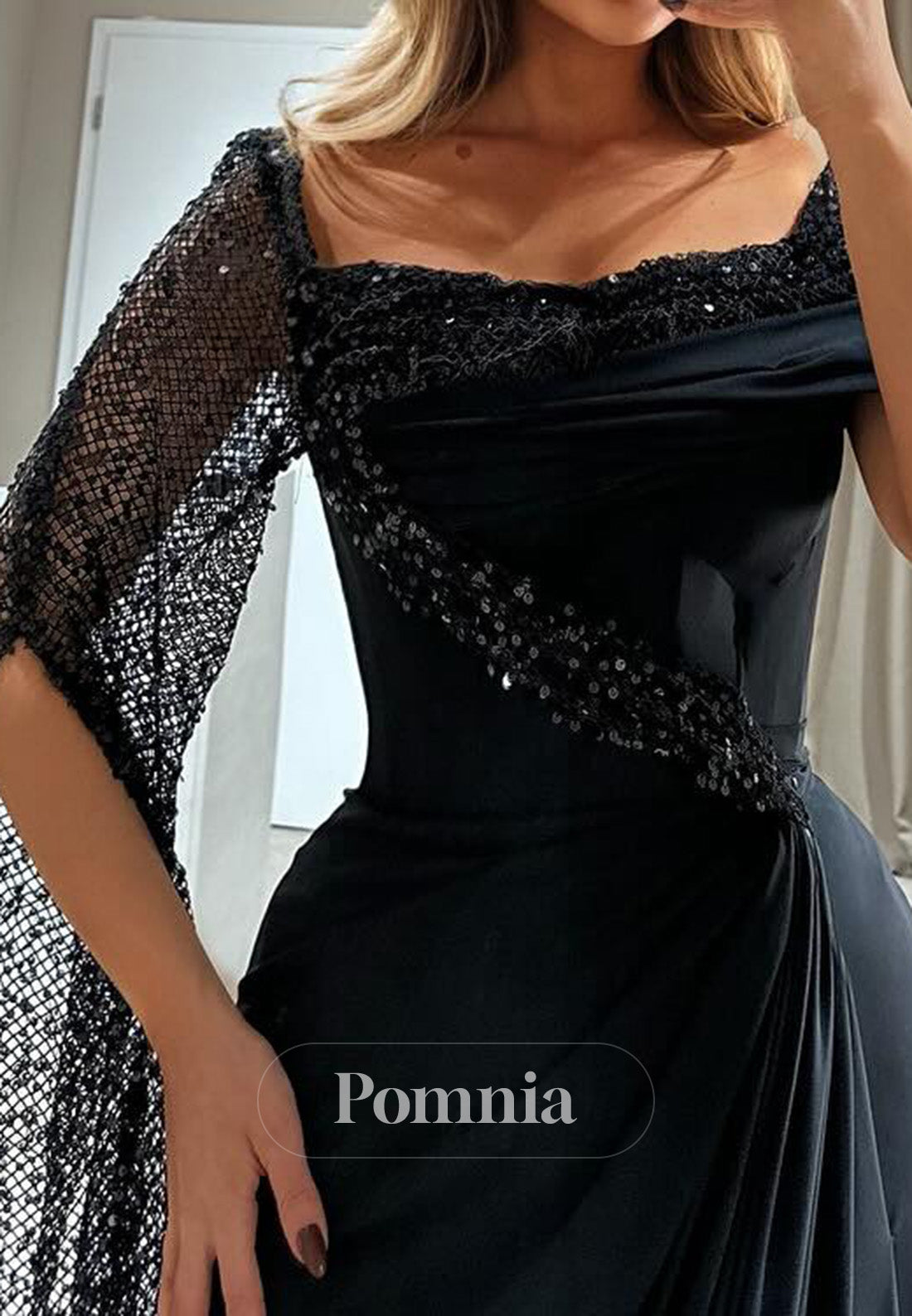 Black Long Sleeves Scoop A-Line Sequins Evening Dress