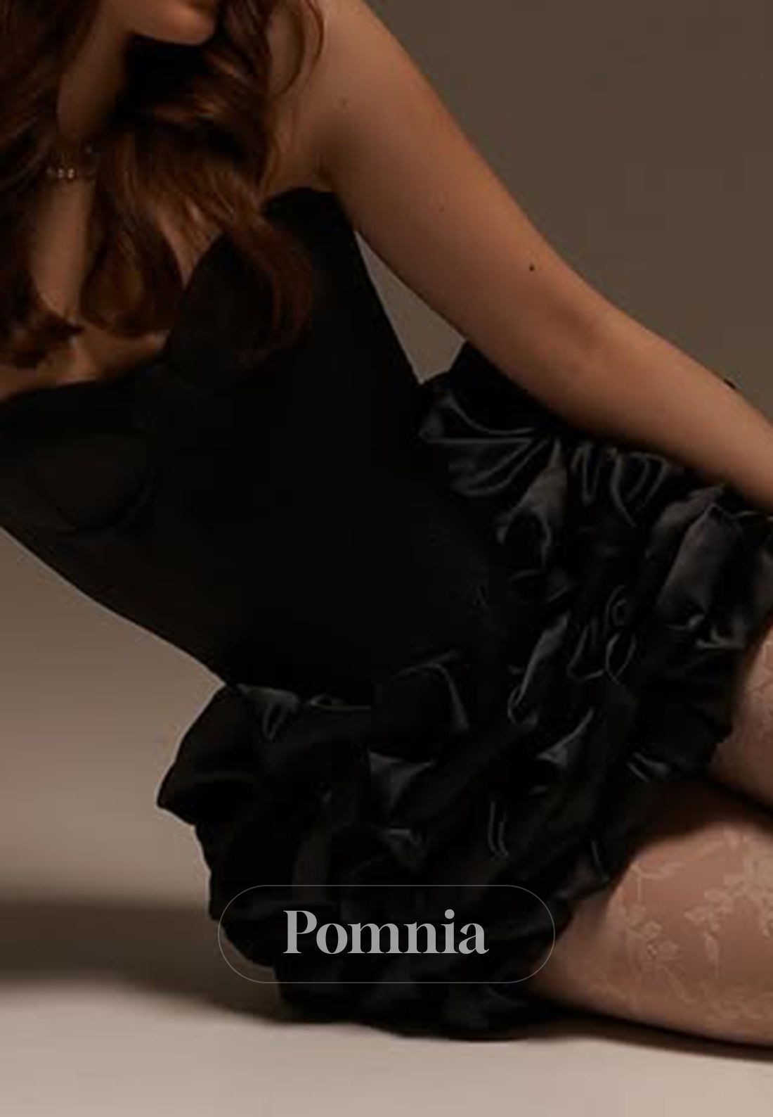 Black Sleeveless Strapless Ruched Appliques Homecoming Dress