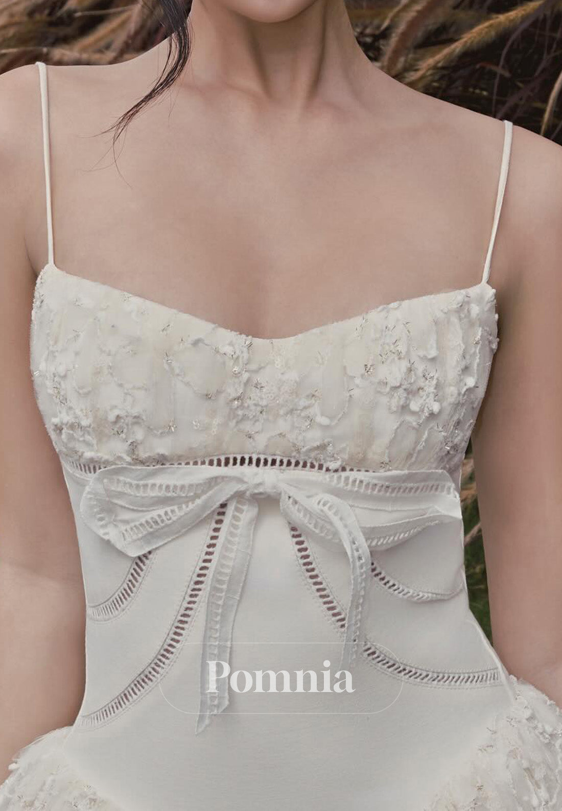 Charming A-Line Spaghetti Straps Scoop Appliques Prom Dress