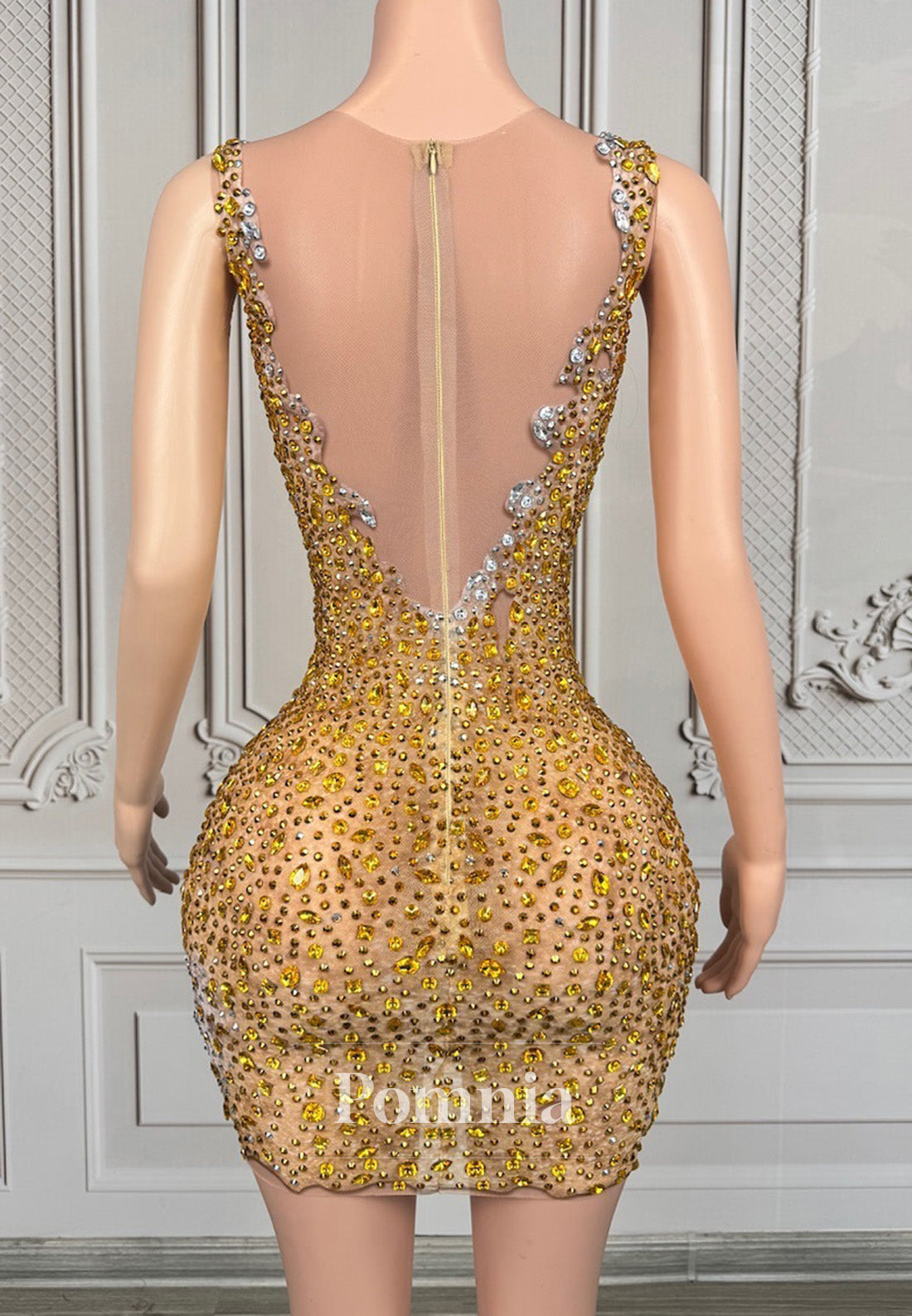 Sparkly Sleeveless Scoop Beads Short Homecoming Dress