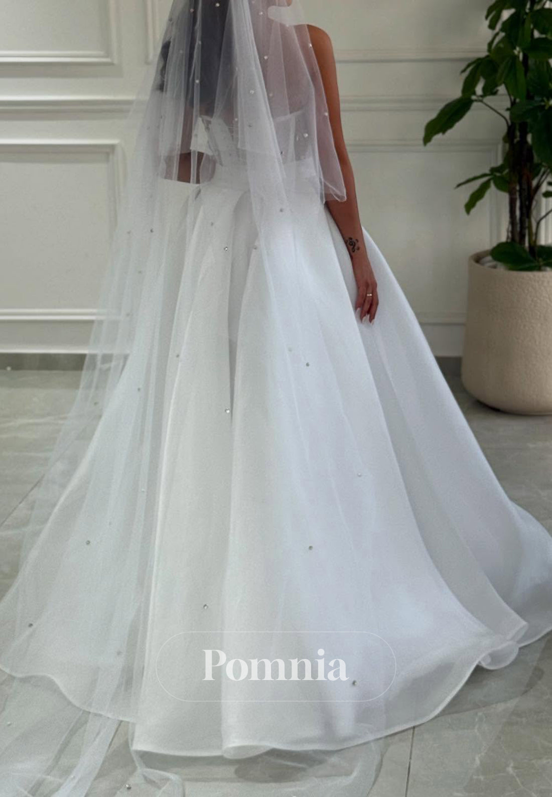 Charming A-Line Sleeveless Strapless Slit Wedding Dress