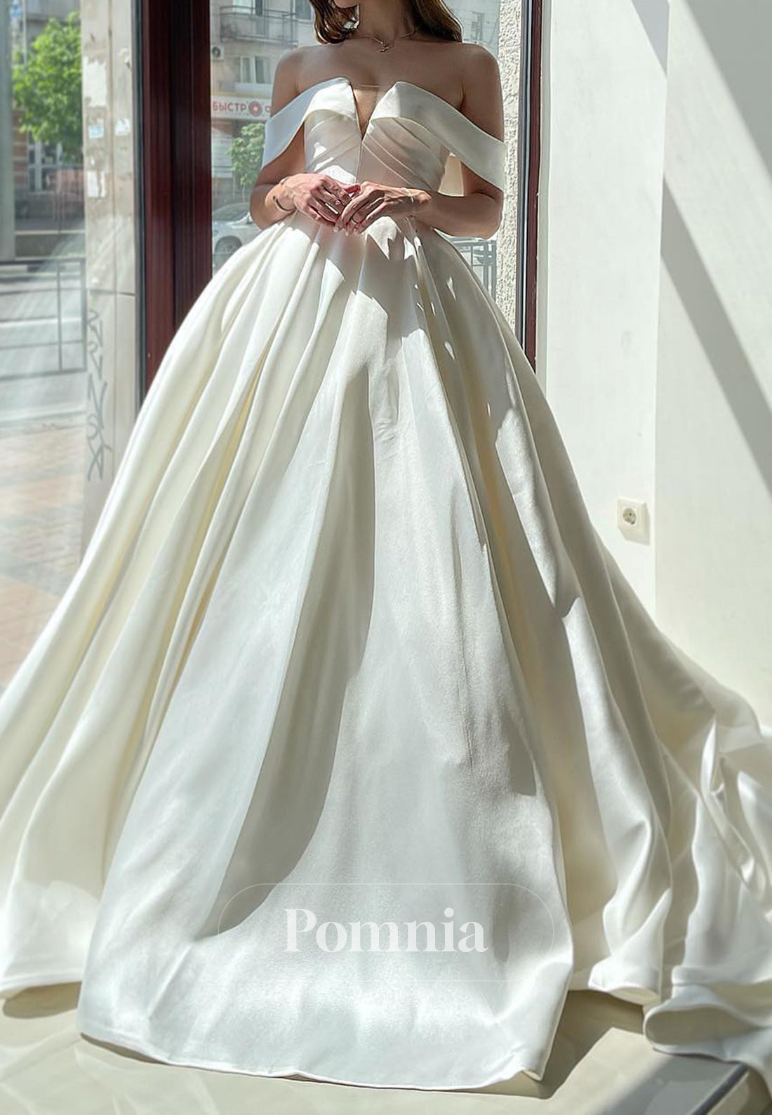 Elegant Sweetheart Corset Ruched Satin Wedding Dress