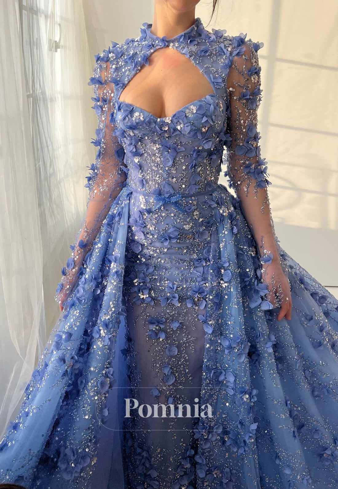 A-Line Long Sleeves Scoop 3D Floral Appliques Evening Dress