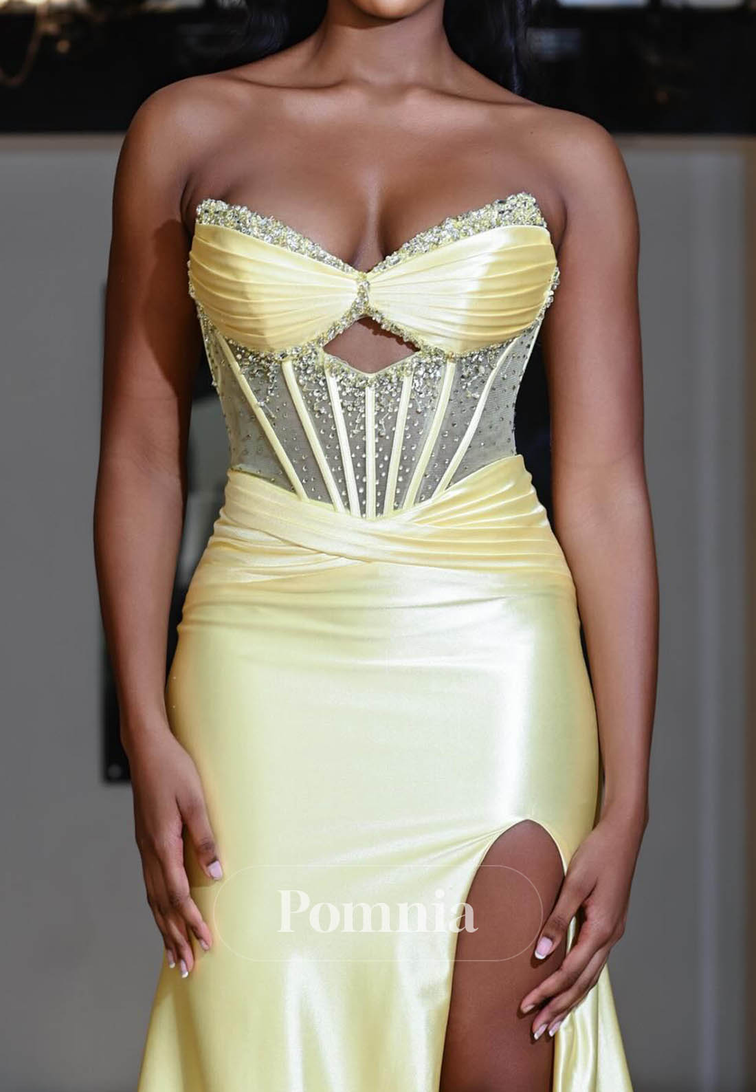 Daffodil Sleeveless Sweetheart Slit Corset Prom Dress