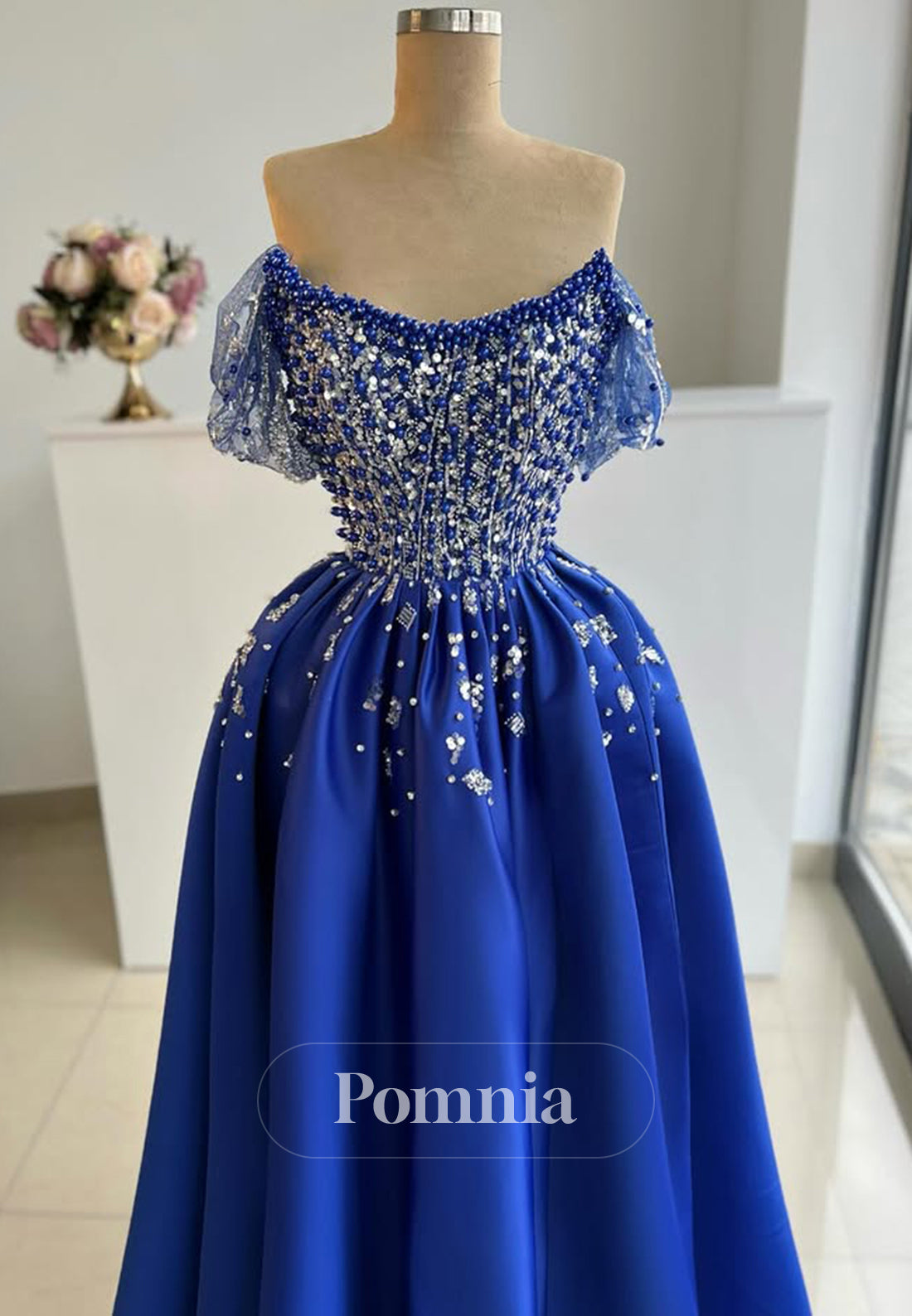 Elegant Sleeveless Scoop Prom Dress with Pearls Empire-Waist Evening Party Dress