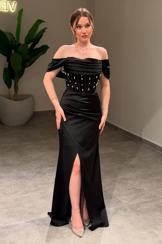 Off the Shoulder Sleeveless Long Split Prom Dress With Beading