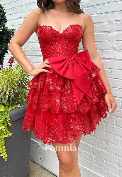 Charming Sweetheart Sleeveless Lace Homecoming Dress