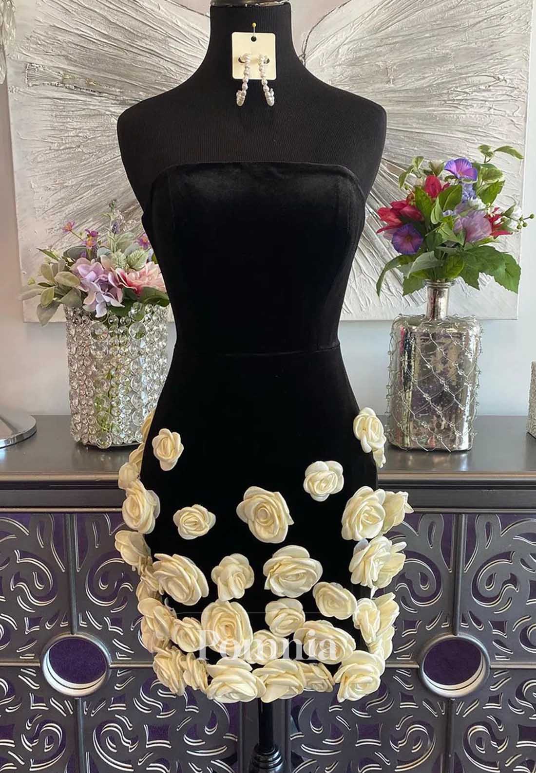 Black Strapless Sleeveless Floral Appliques Homecoming Dress