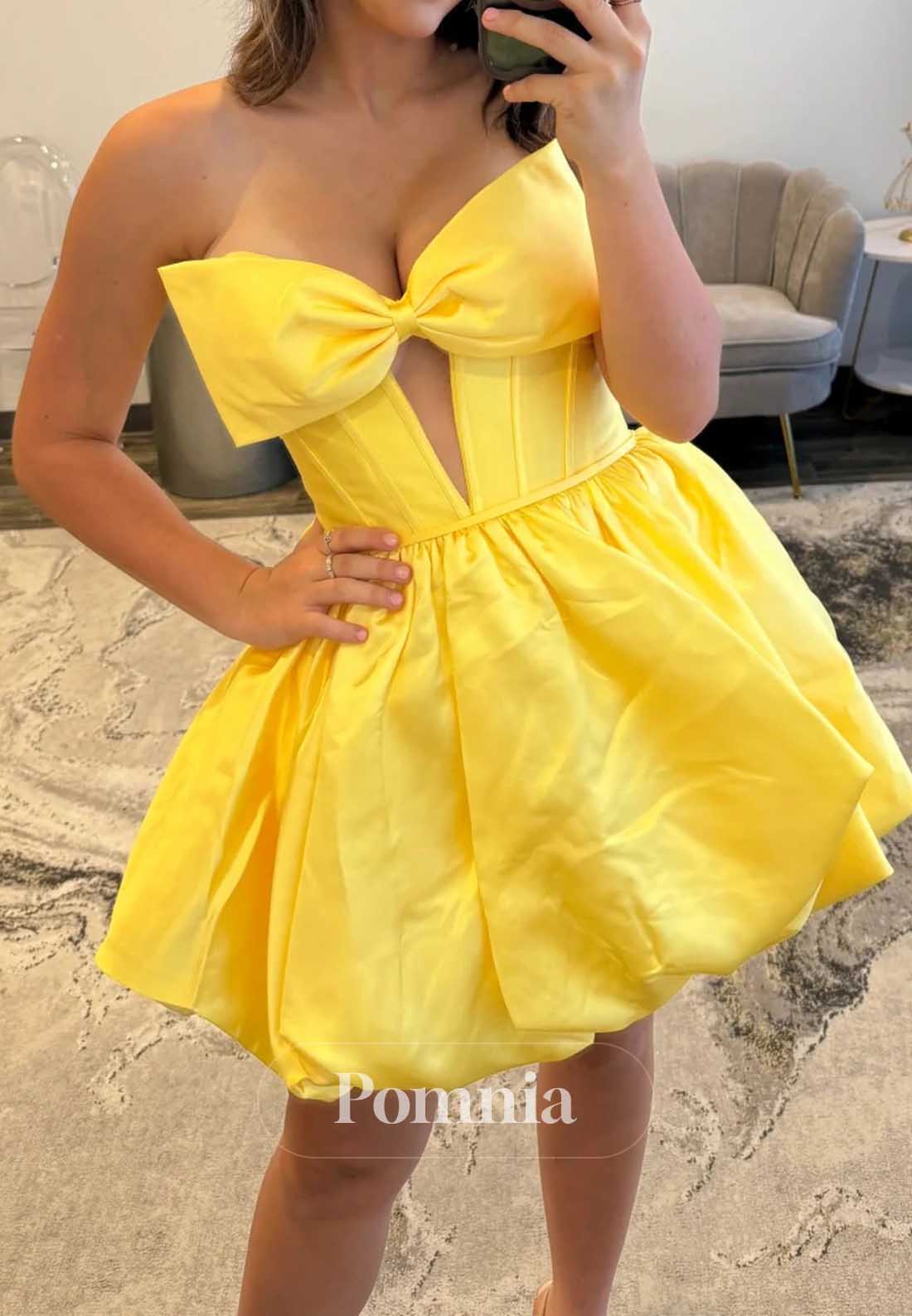 A-Line Strapless Sleeveless Bowknot Corset Homecoming Dress
