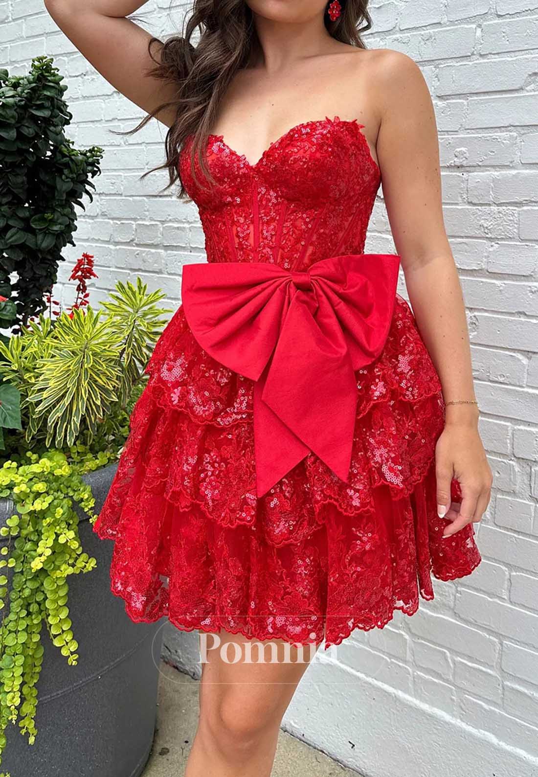 Charming Sweetheart Sleeveless Lace Homecoming Dress