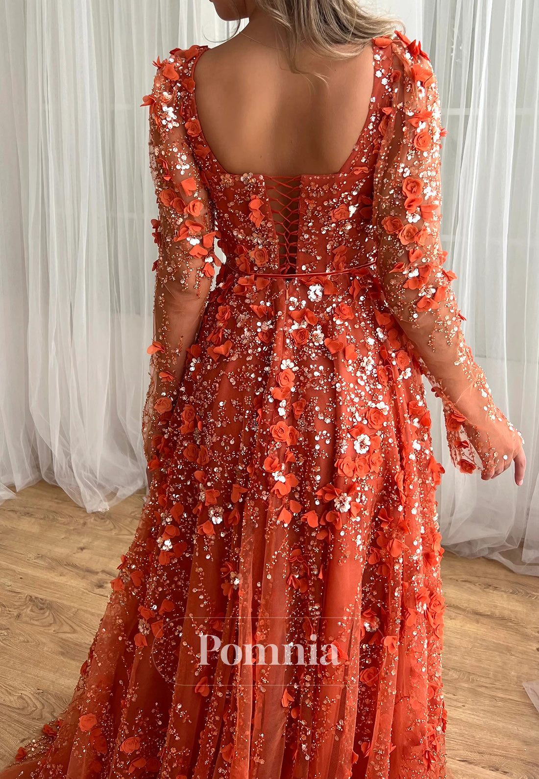 A-Line Long Sleeves Scoop Floral Appliques Evening Dress