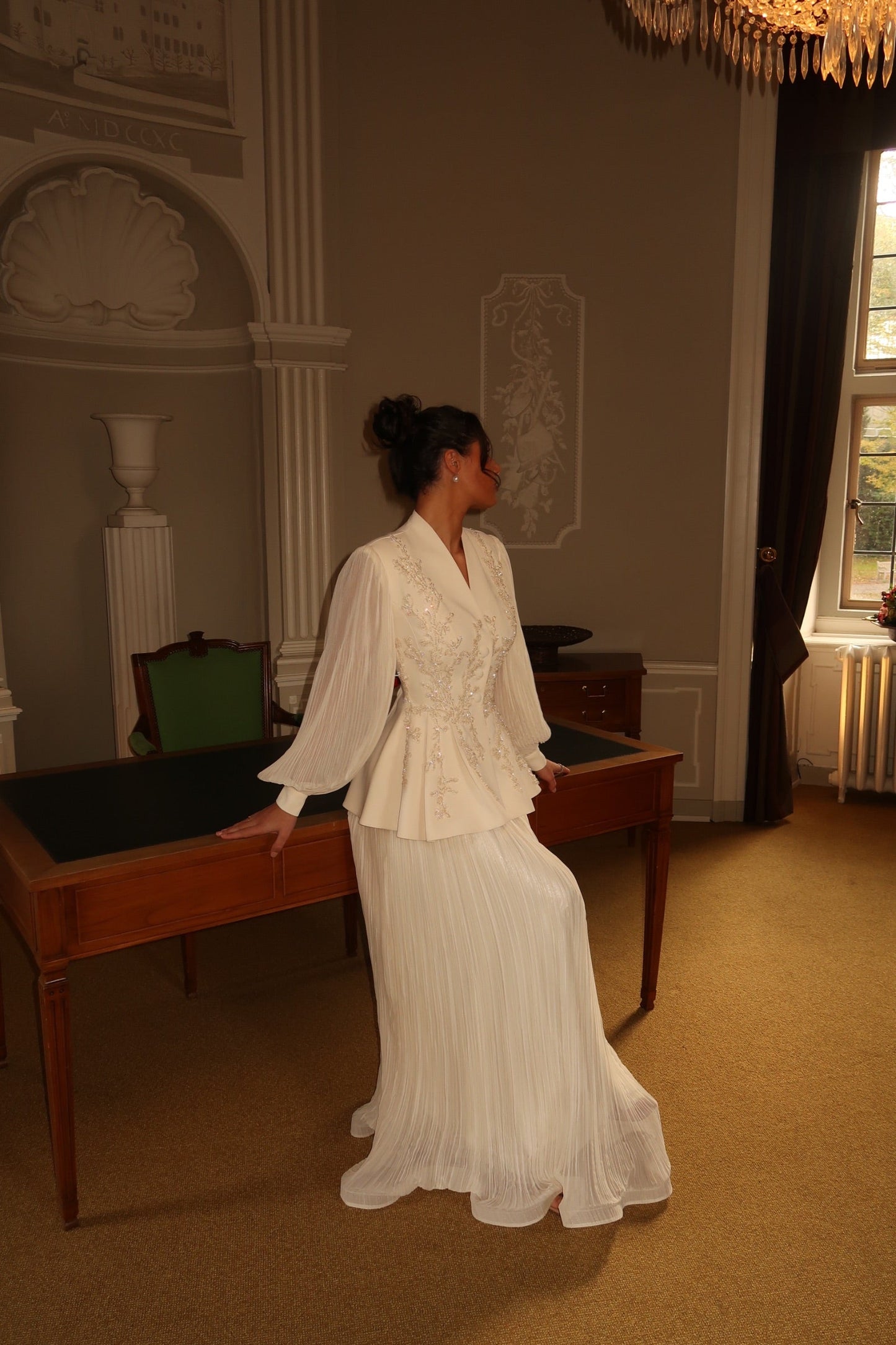 The Maxime Suit Ivory Long Sleeves Evening Dress