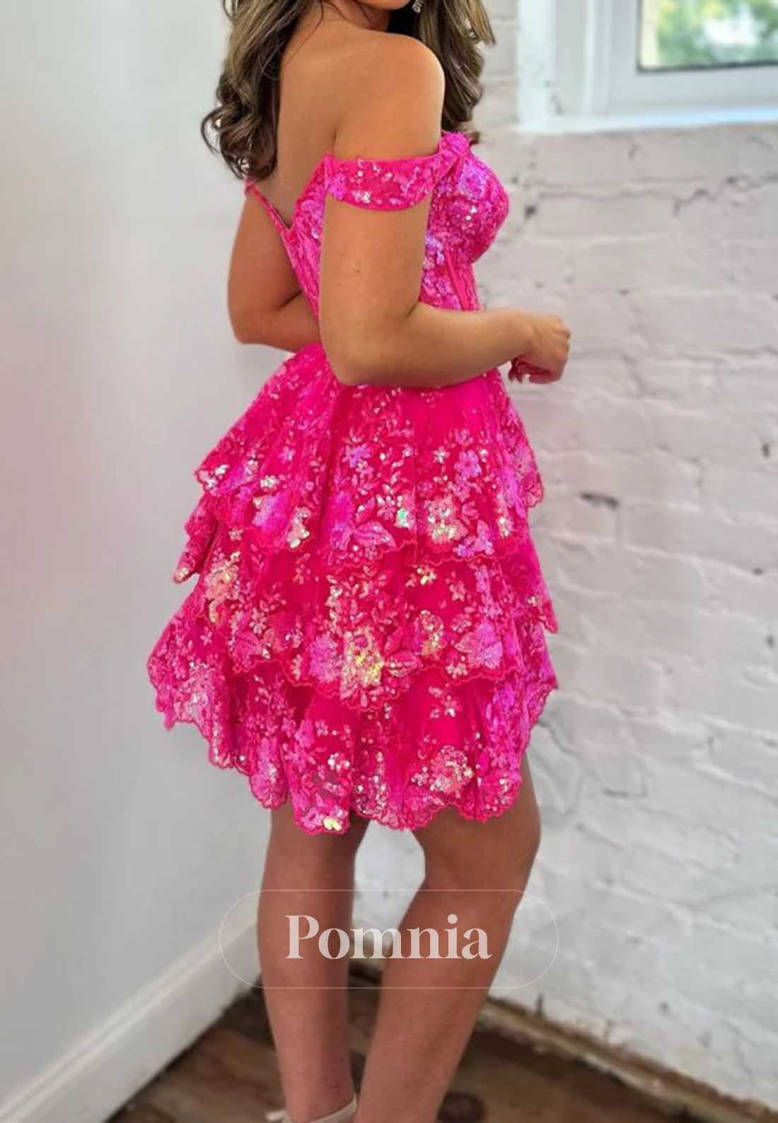 Charming Spaghetti Straps Sweetheart Ruffles Homecoming Dress