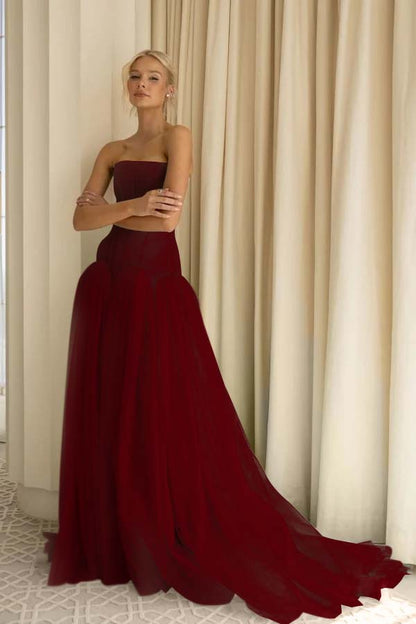 Charming Tulle Strapless Sleeveless Long Prom Dress With Pleated