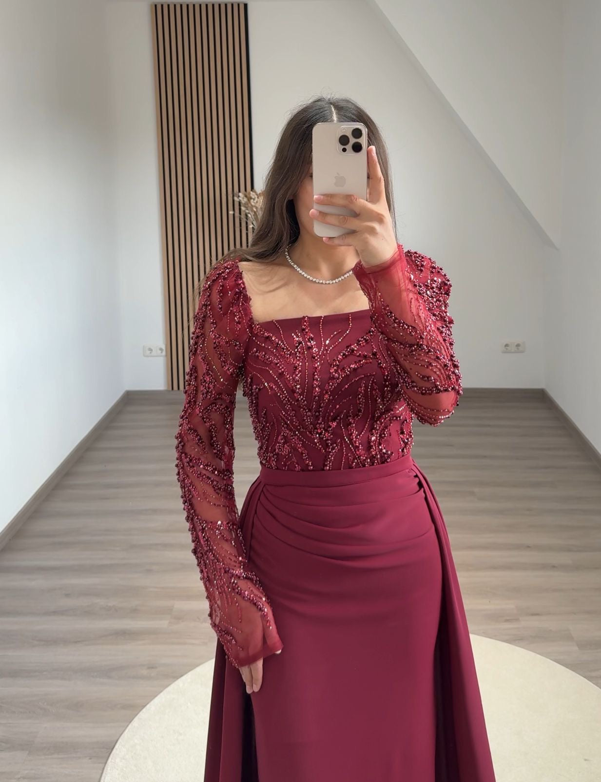 Elegant Long Sleeves V-Neck Ruched Satin Evening Dress