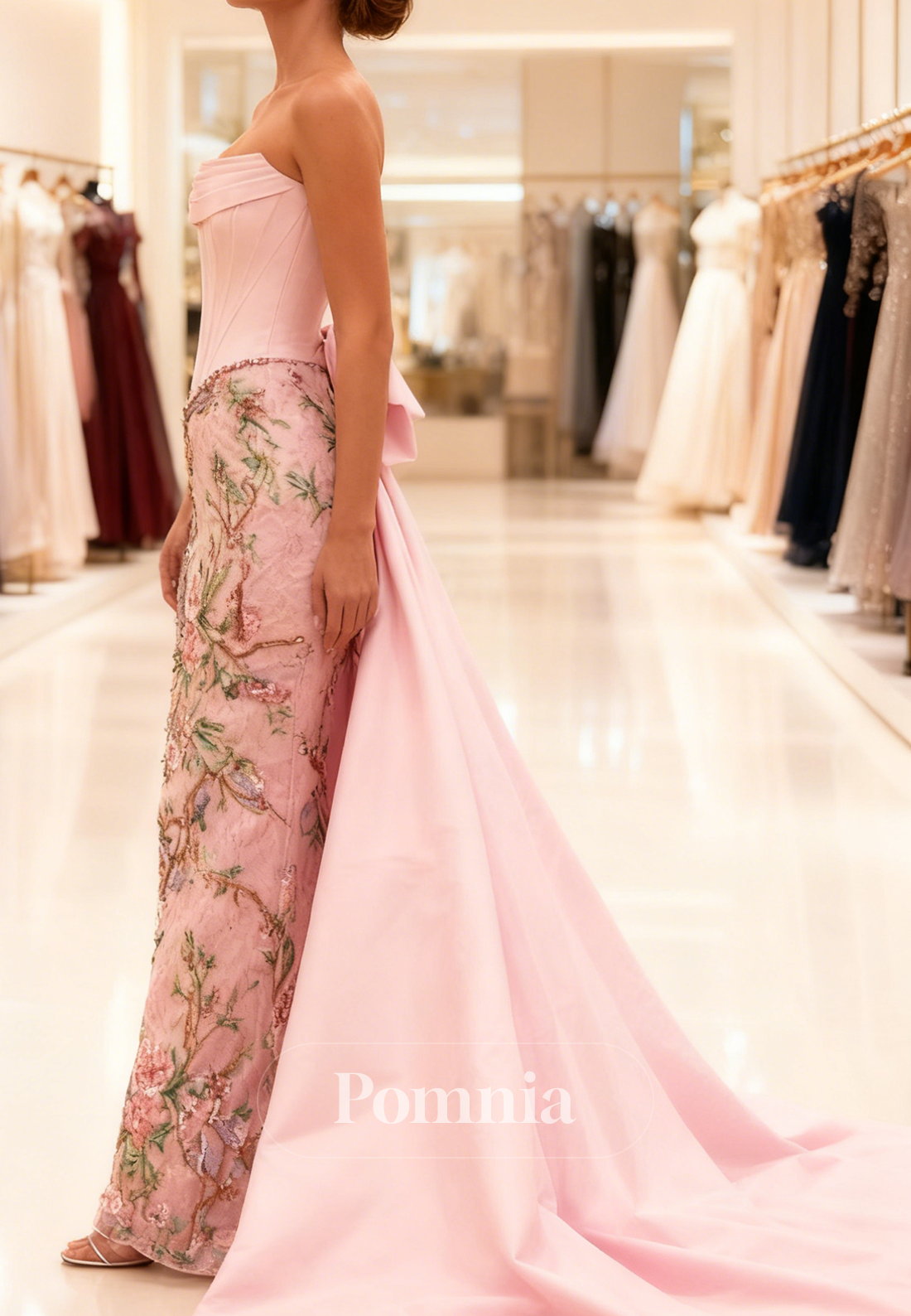 Blushing Pink Sleeveless Strapless Appliques Prom Dress