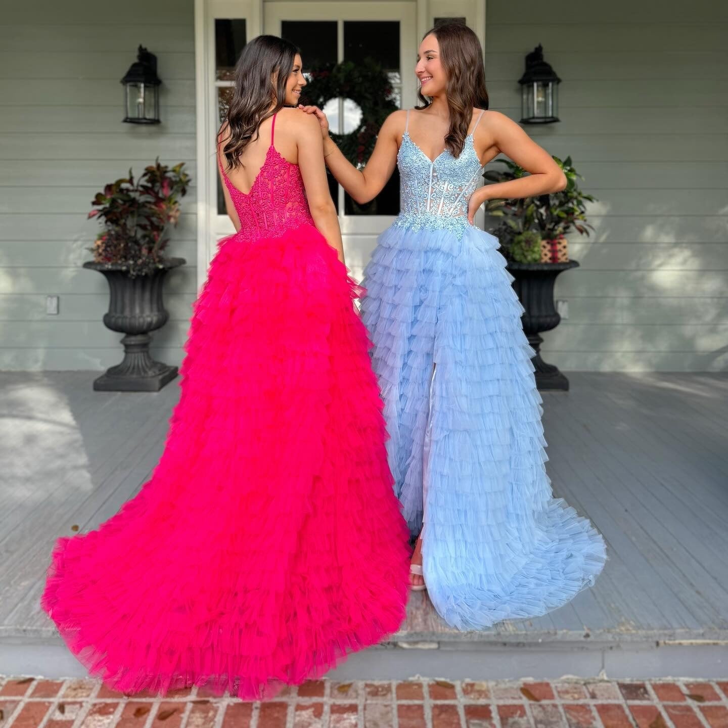 Tulle Ruffles A Line Prom Dresses Long for Women Lace Appliques Evening Gowns