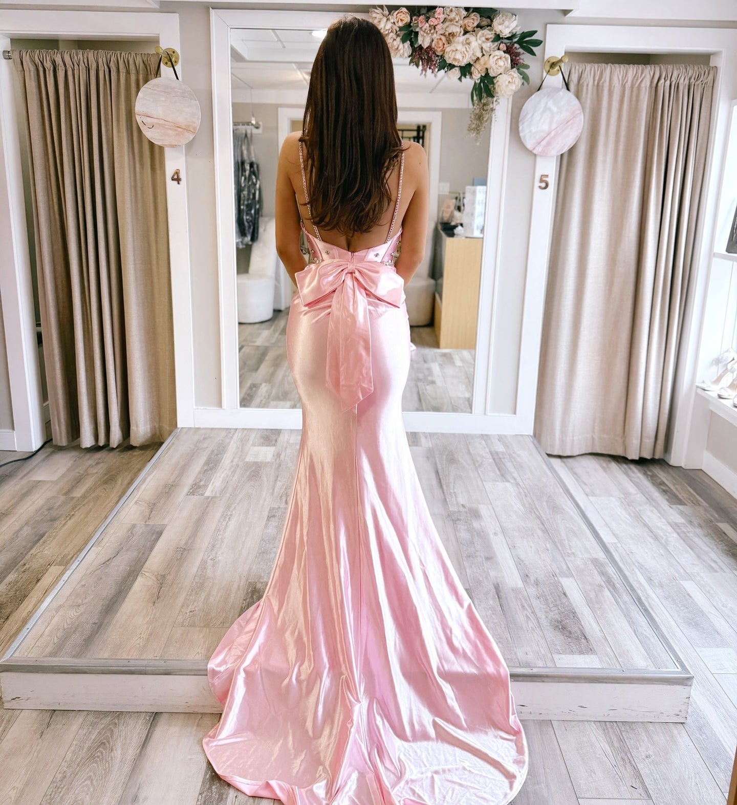 Mermaid Bodycon Sweetheart Satin Beaded Prom Dresses Long