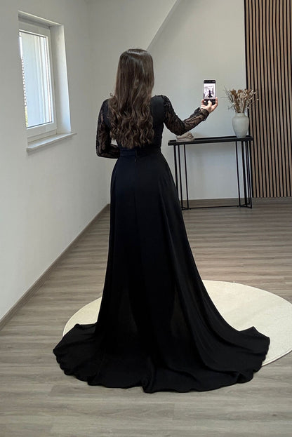 Dark Navy Long Sleeves Scoop Appliques Evening Dress